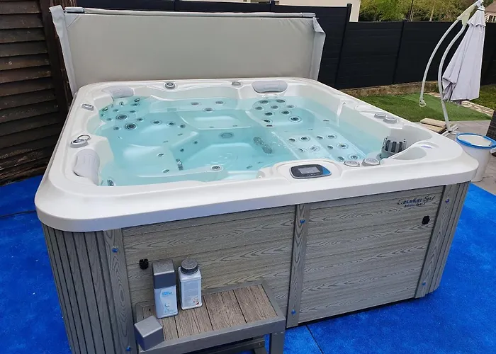 Proche Du Circuit Des 24h ホームステイ ミュルザンヌ